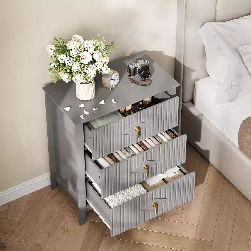 Wood Nightstand Fluted Dresser,3-Drawer Bedside Table - Modern Chest for Bedroom, Living Room, Hallway & Entryway Storage