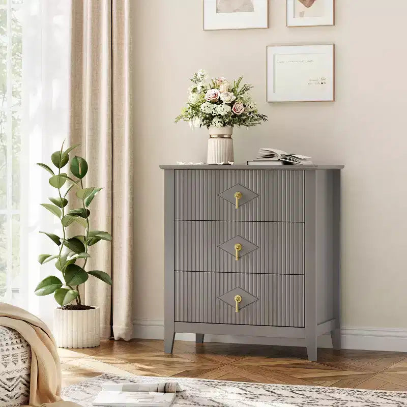 Wood Nightstand Fluted Dresser,3-Drawer Bedside Table - Modern Chest for Bedroom, Living Room, Hallway & Entryway Storage