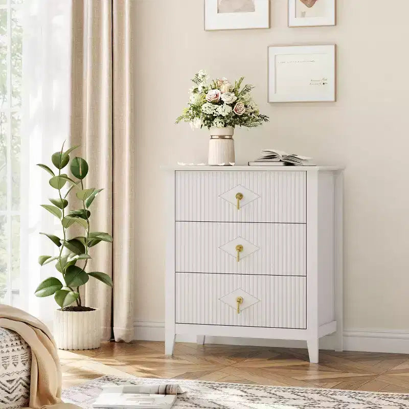 Wood Nightstand Fluted Dresser,3-Drawer Bedside Table - Modern Chest for Bedroom, Living Room, Hallway & Entryway Storage