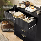 Commode 5 tiroirs cannelée de 81 cm de large, finition noire avec poignées en métal, meuble de rangement multifonctionnel pour chambre, salon, couloir